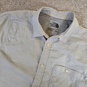 THE NORTH FACE Mens Lifestyle Pencil Striped Short Sleeve Gray Shirt Size Medium